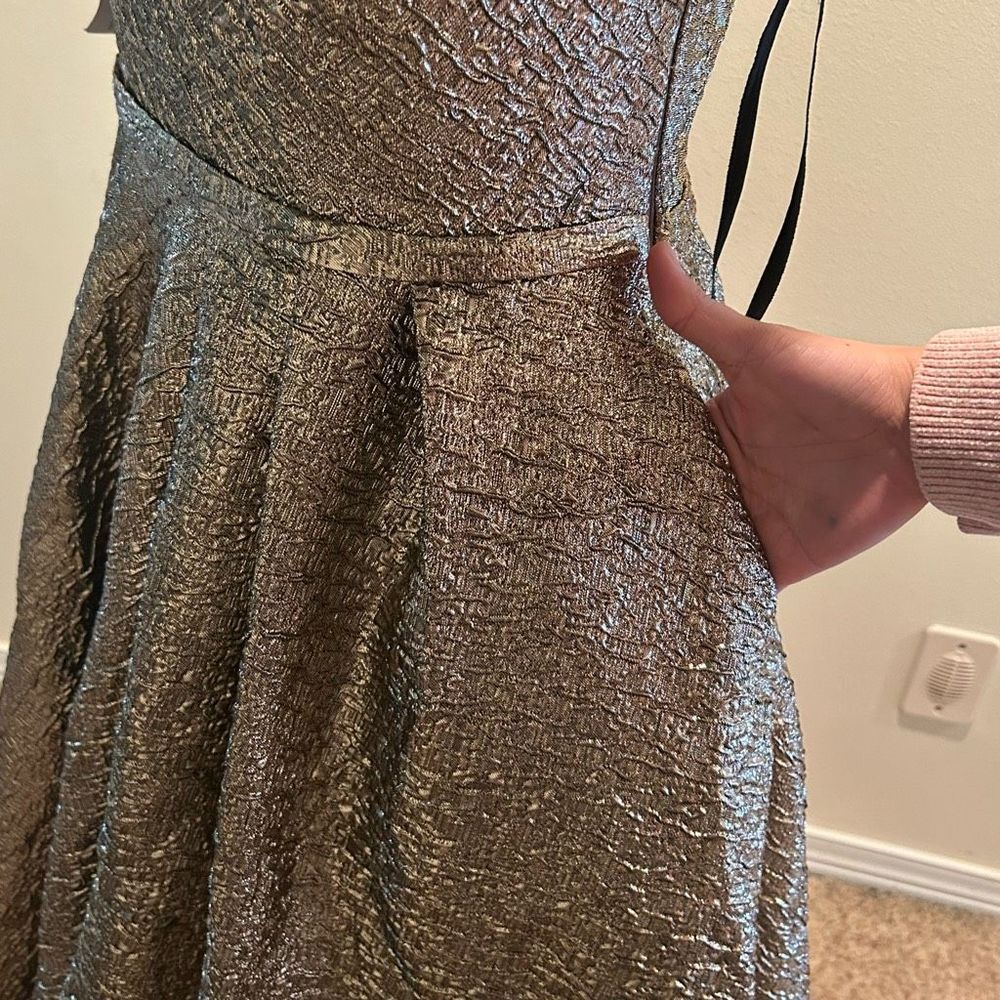 NWT Size Mac Duggal ONE-SHOULDER METALLIC BALLGOWN - Antique Bronze - Picture 11 of 16